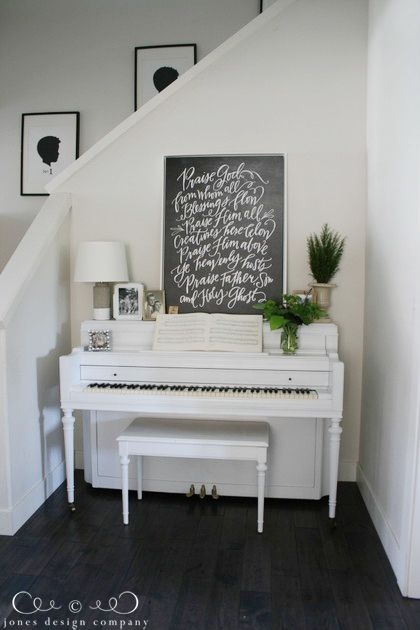 How to Decorate Around Your Piano | Blog | Lindeblad Piano