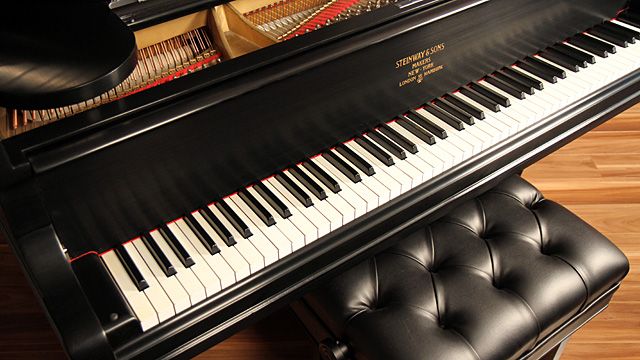 <span>1903</span> Steinway O