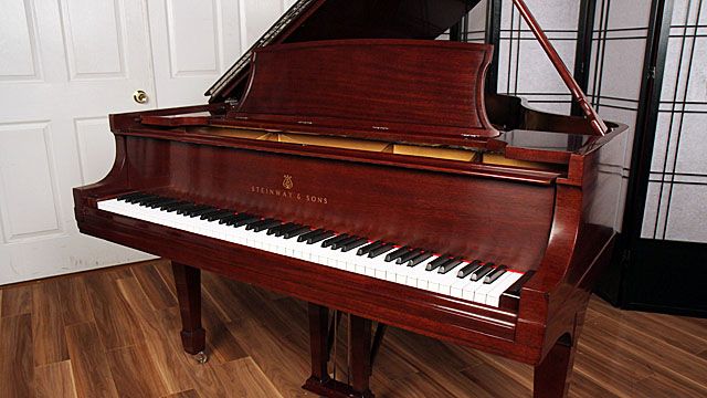 <span>1927</span> Steinway M