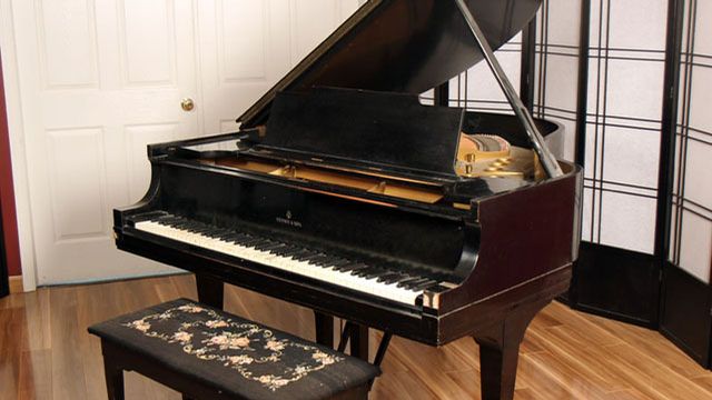 <span>1927</span> Steinway M