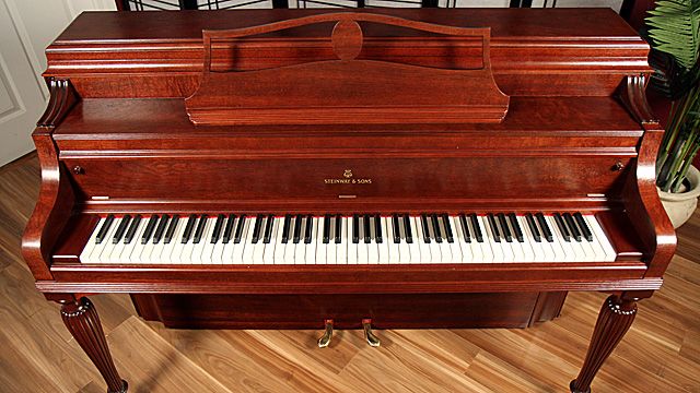 <span>1940</span> Steinway Console