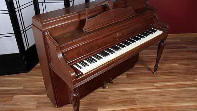 <span>1946</span> Steinway Console