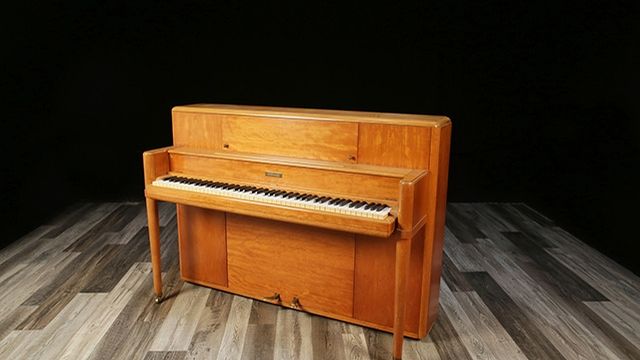 <span>1951</span> Steinway Console