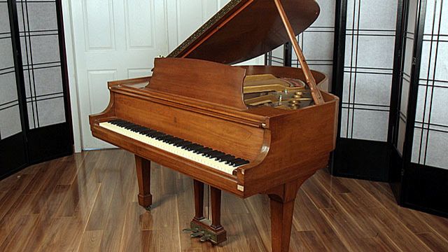 <span>1976</span> Steinway S