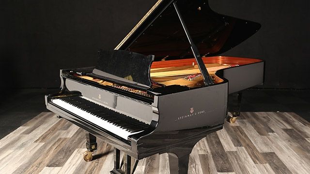 <span>1992</span> Steinway D