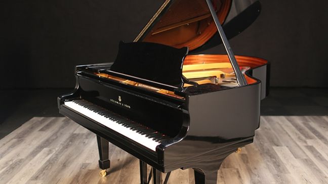 <span>1983</span> Steinway O