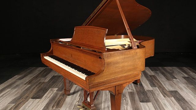 <span>1975</span> Steinway L