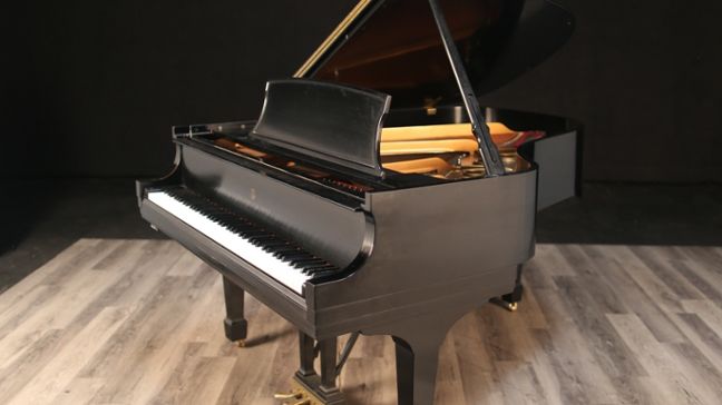 <span>1997</span> Steinway L