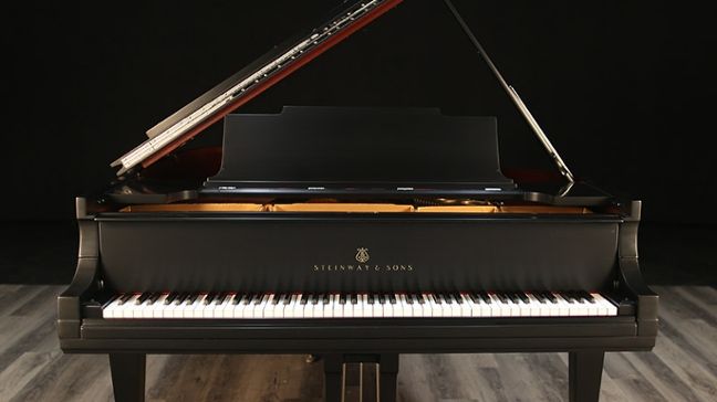 <span>1917</span> Steinway M
