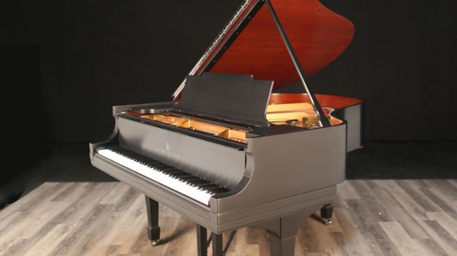 <span>1920</span> Steinway M