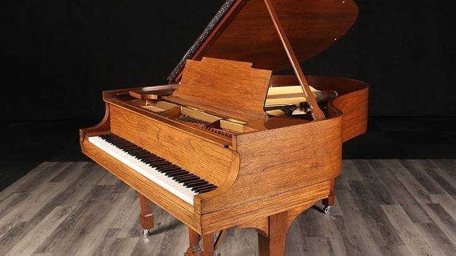 <span>1924</span> Steinway M
