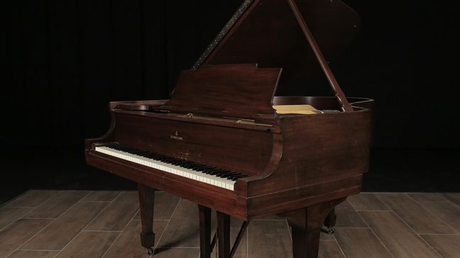 <span>1925</span> Steinway M