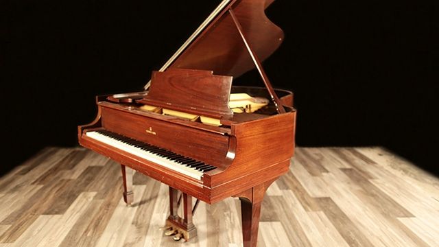 <span>1925</span> Steinway M