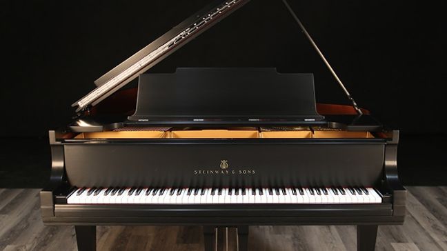 <span>1926</span> Steinway M