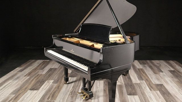 <span>1928</span> Steinway M