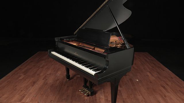 <span>1928</span> Steinway M