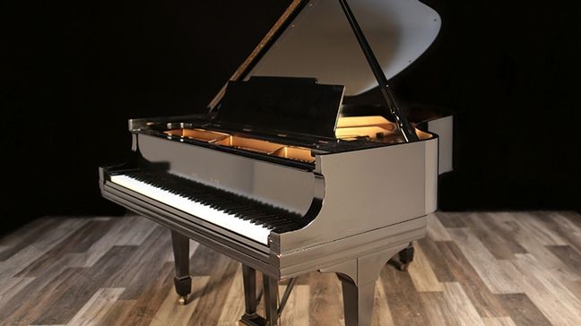 <span>1930</span> Steinway M