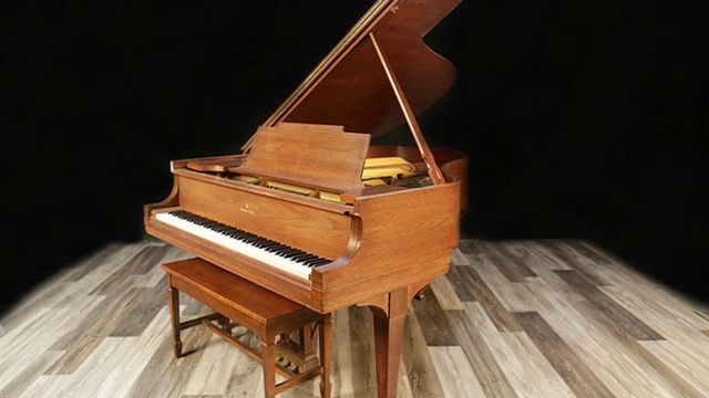 <span>1933</span> Steinway M