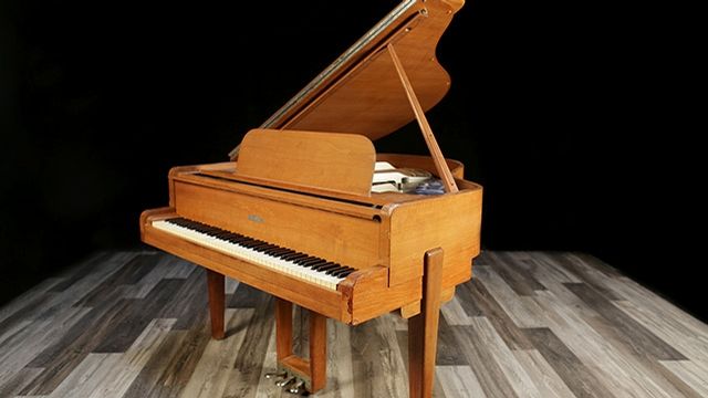 <span>1940</span> Steinway S