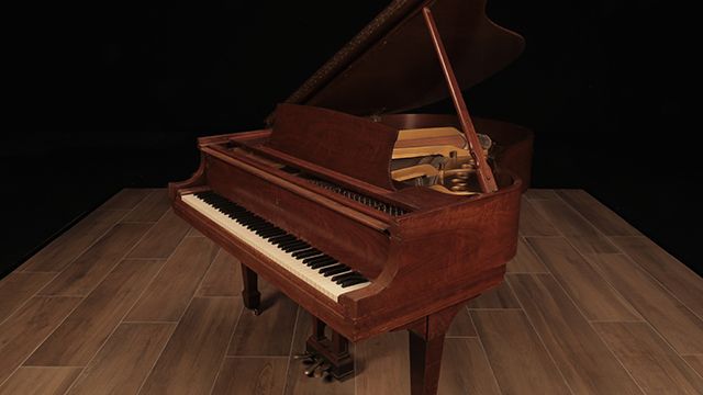 <span>1946</span> Steinway M