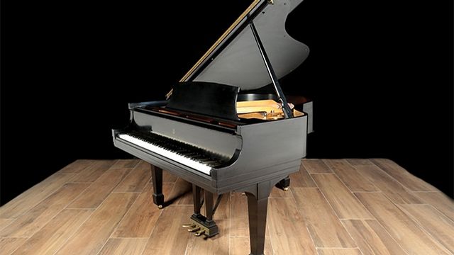 <span>1968</span> Steinway M