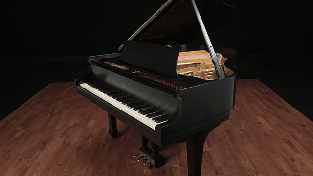 <span>1968</span> Steinway M