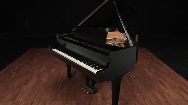 <span>1975</span> Steinway M