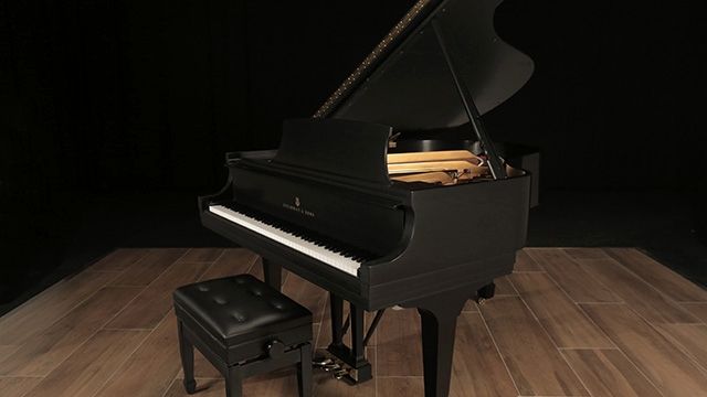 <span>1989</span> Steinway M