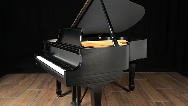 <span>1998</span> Steinway M