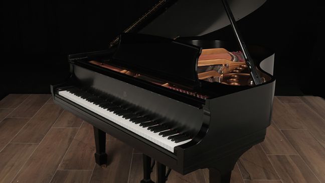 <span>2003</span> Steinway M