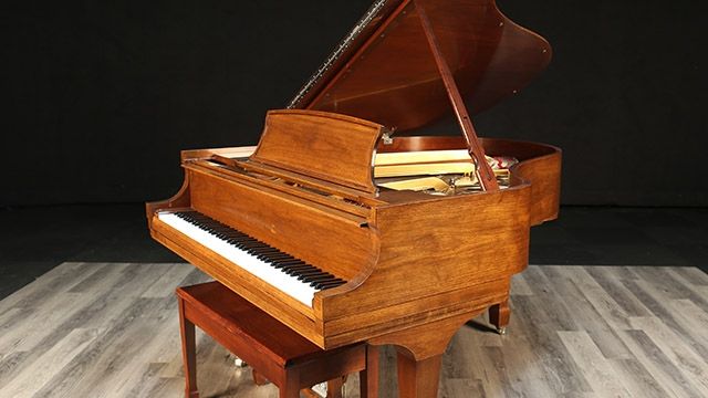 <span>2006</span> Steinway M