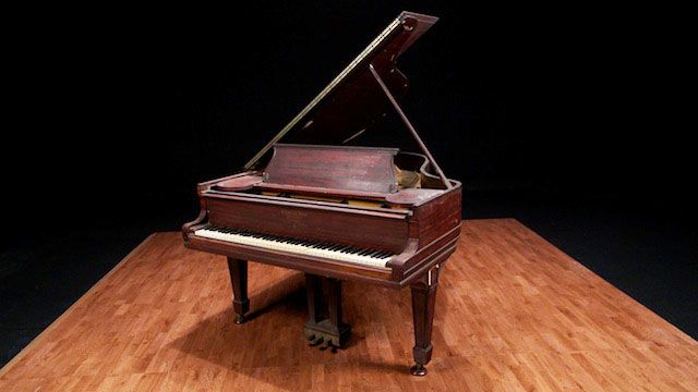 <span>1904</span> Steinway O