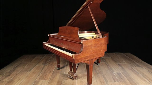 <span>1945</span> Steinway S