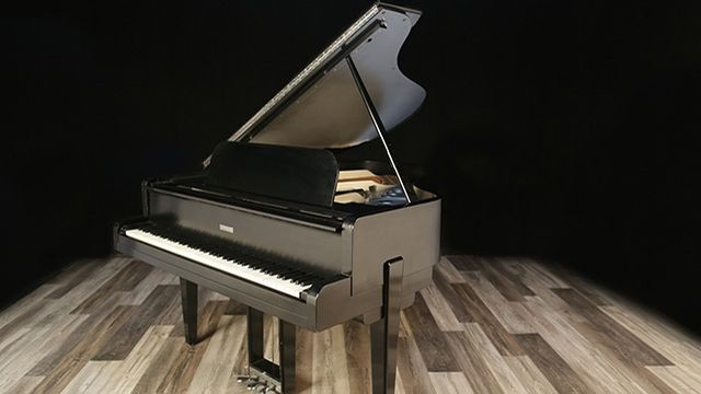 <span>1943</span> Steinway M