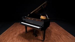 Young Chang pianos for sale: 1989 Young Chang Grand - $9,200